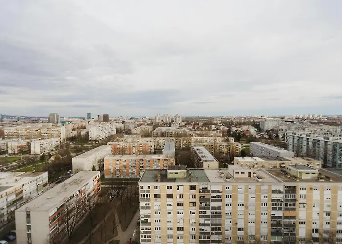 Studio Penthouse